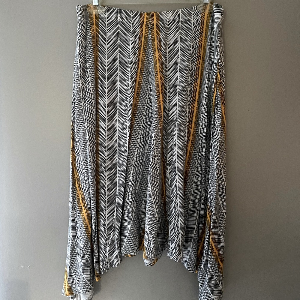 Apt. 9 Handkerchief skirt